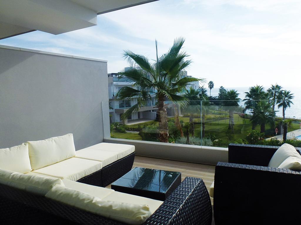 Horizon Beach Apartment เอสเตโปนา ห้อง รูปภาพ